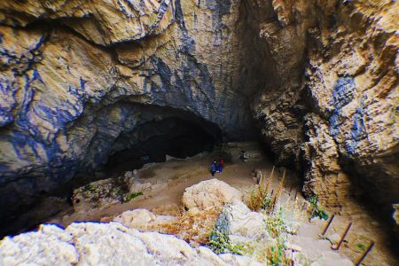 Leisurely hike “Harandeh village to Burnik cave”